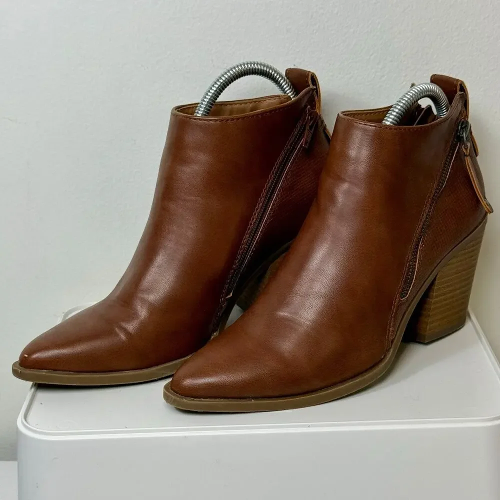 Universal Thread Brown Block Heel Booties Size 8